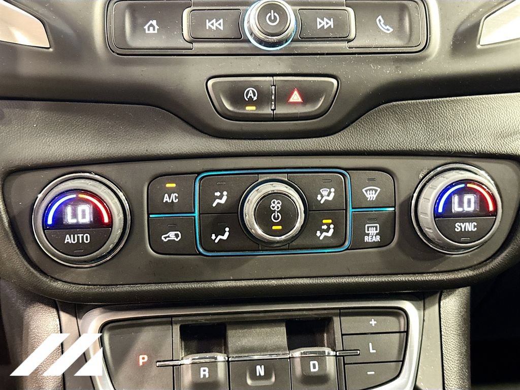 Used 2024 GMC Terrain SLE w/ Driver Convenience Package AWD/4WD image 17