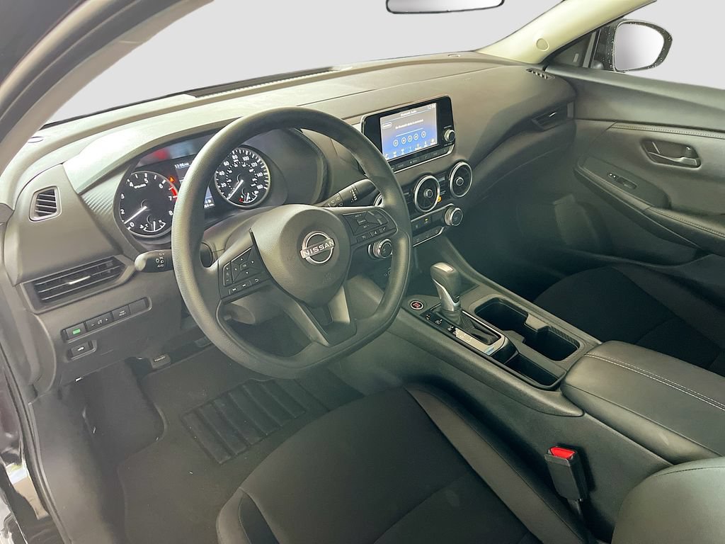 Used 2025 Nissan Sentra S FWD image 9