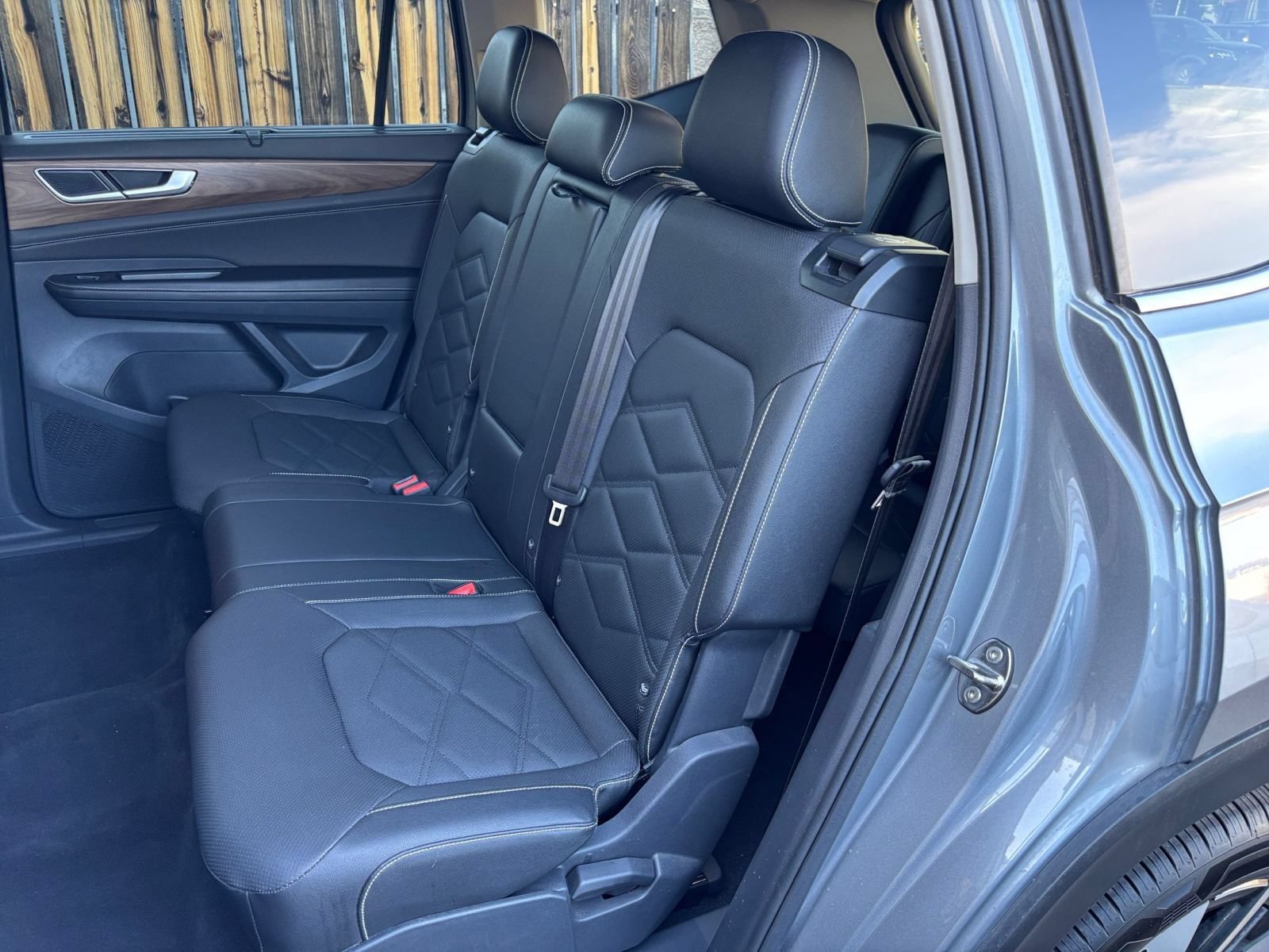 Used 2026 Volkswagen Atlas SE AWD/4WD image 40