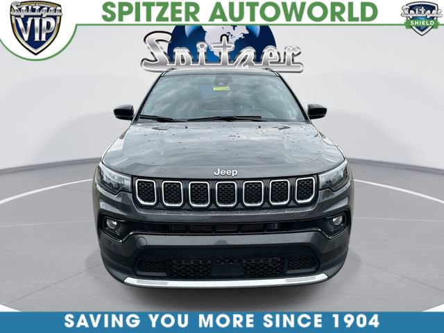 Used 2024 Jeep Compass Limited AWD/4WD image 3