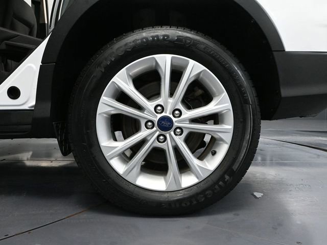 Used 2017 Ford Escape SE w/ Equipment Group 201A image 14