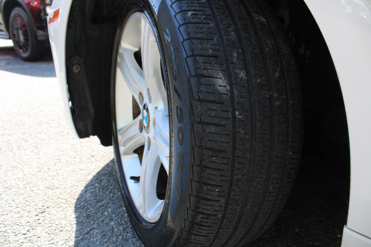 Used 2014 BMW 328i xDrive Sedan AWD/4WD image 18