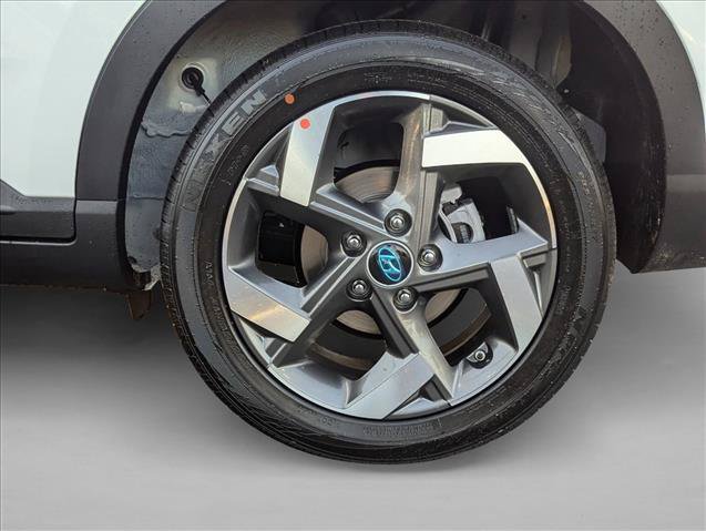 New 2026 Hyundai Venue SEL FWD image 9