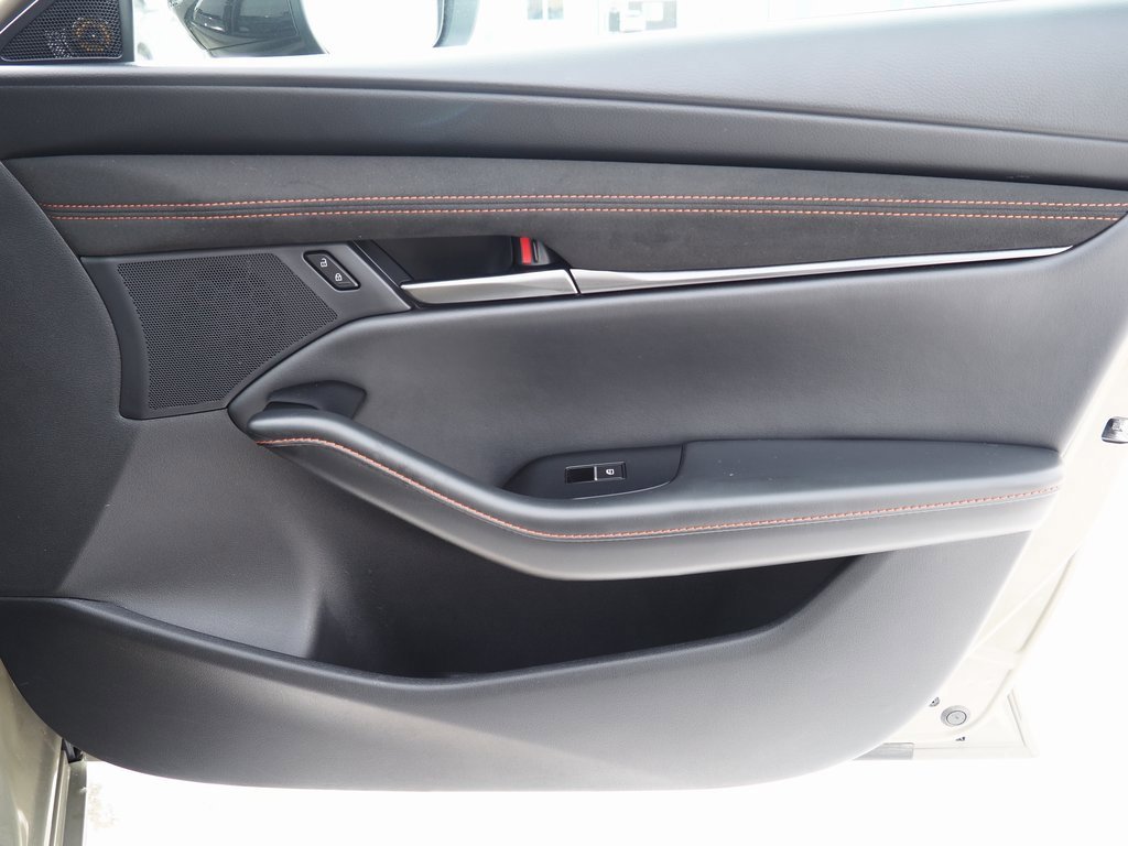 Used 2024 MAZDA MAZDA3 s image 36