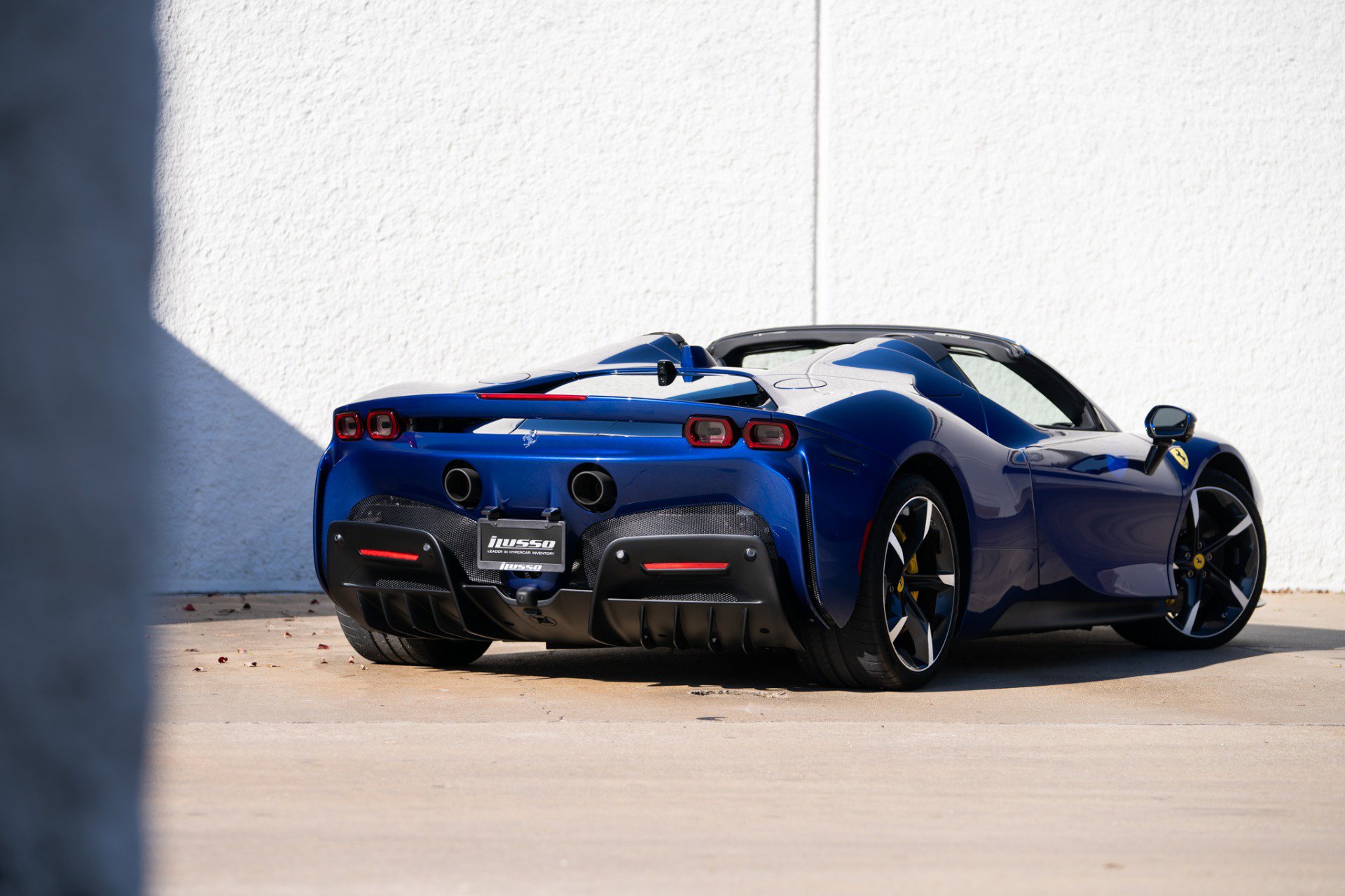 Used 2025 Ferrari SF90 Spider image 2