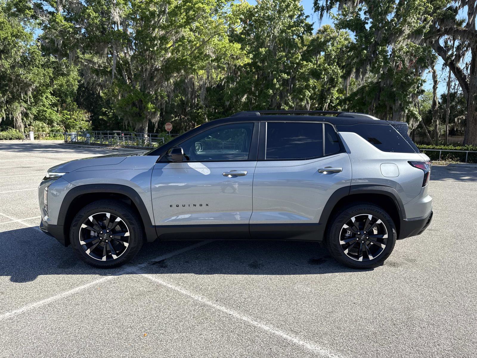 Used 2025 Chevrolet Equinox RS image 6