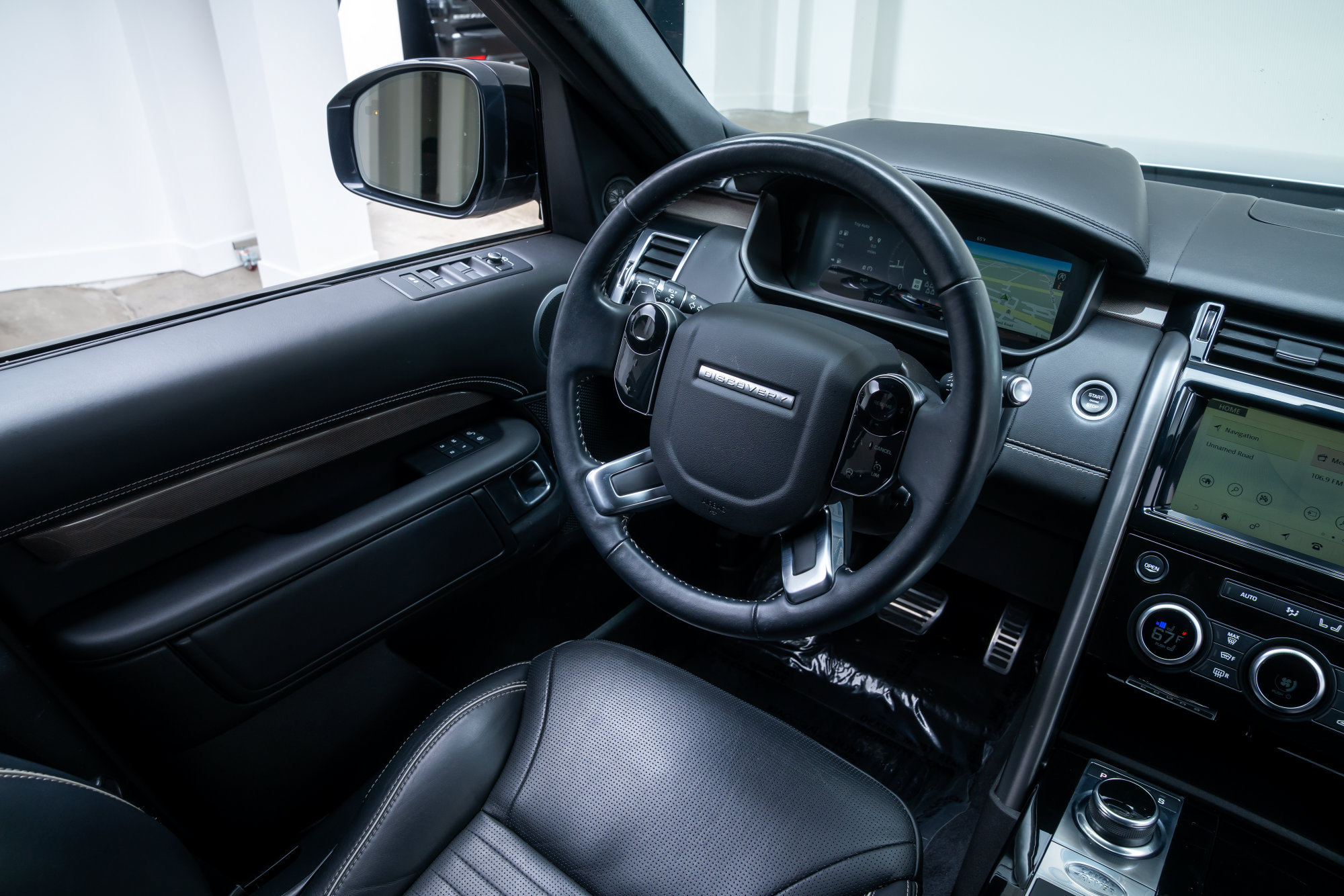 Used 2020 Land Rover Discovery HSE Luxury AWD/4WD image 10