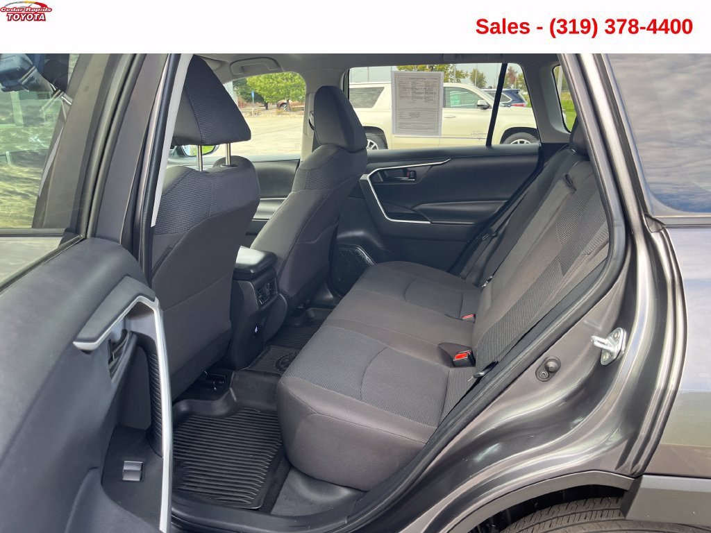 Used 2023 Toyota RAV4 LE AWD/4WD image 20