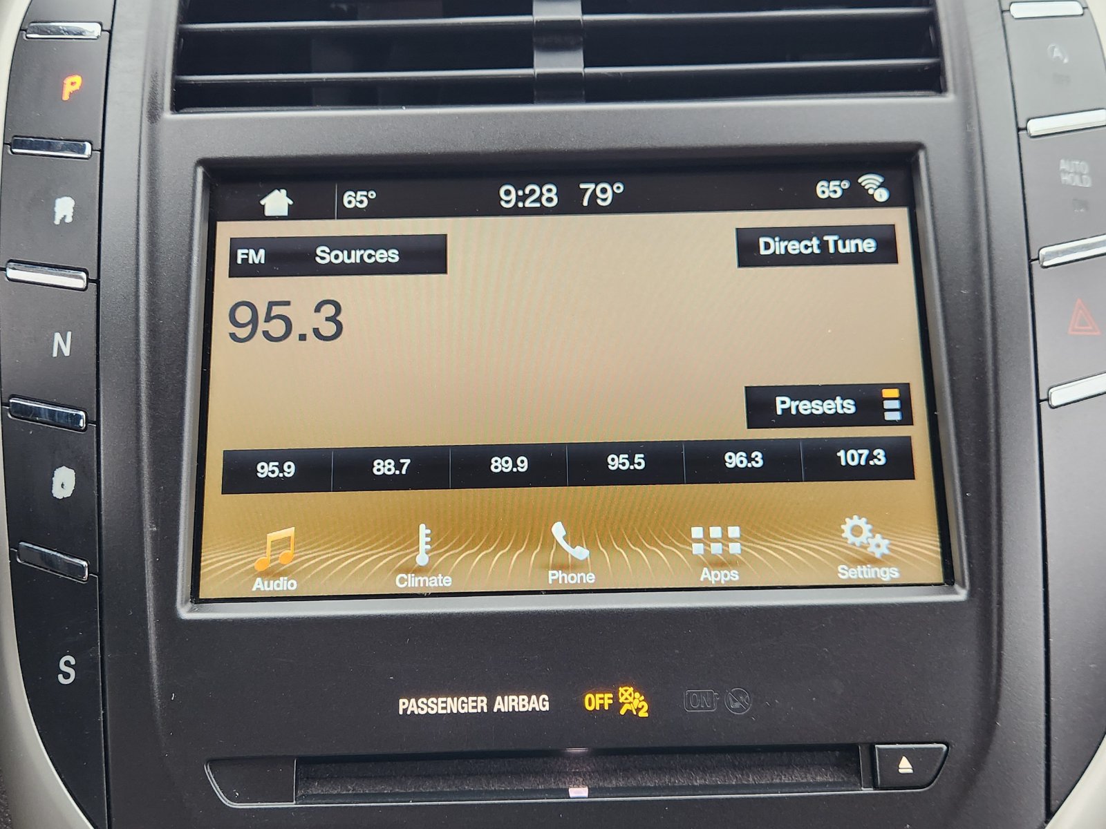Used 2017 Lincoln MKC Premiere FWD image 20
