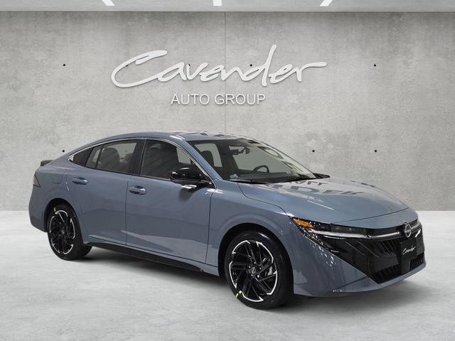 New 2026 Nissan Sentra SR w/ SR Premium Package image 2