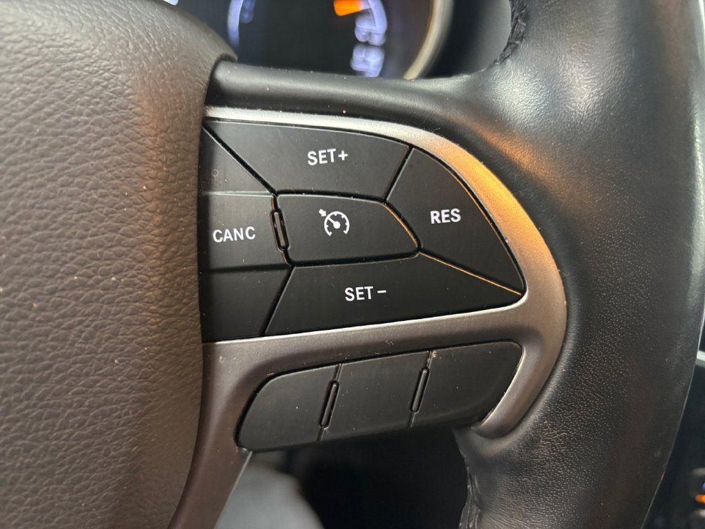 Used 2020 Jeep Grand Cherokee Laredo w/ Quick Order Package 2BN North AWD/4WD image 28