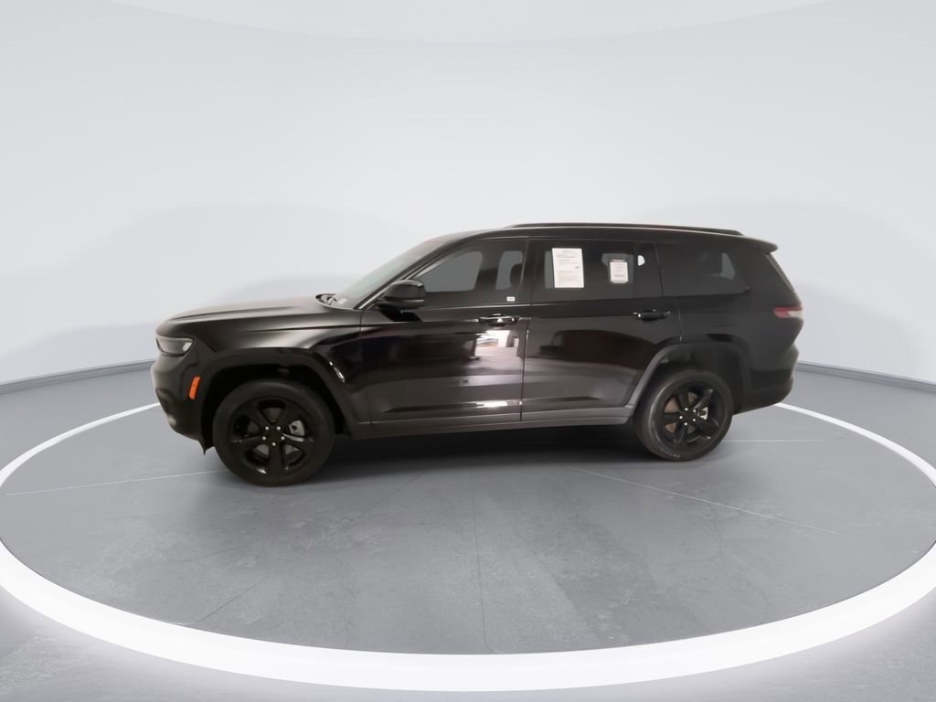 Used 2025 Jeep Grand Cherokee L Altitude AWD/4WD image 5