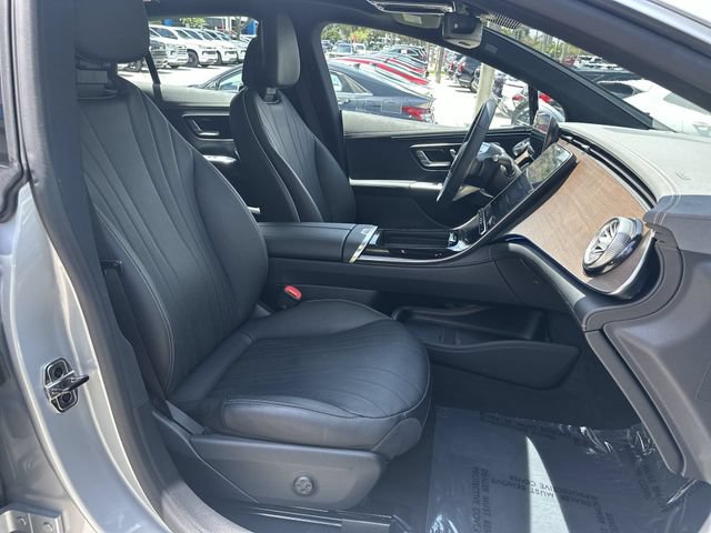 Used 2023 Mercedes-Benz EQE 500 4MATIC Sedan image 29
