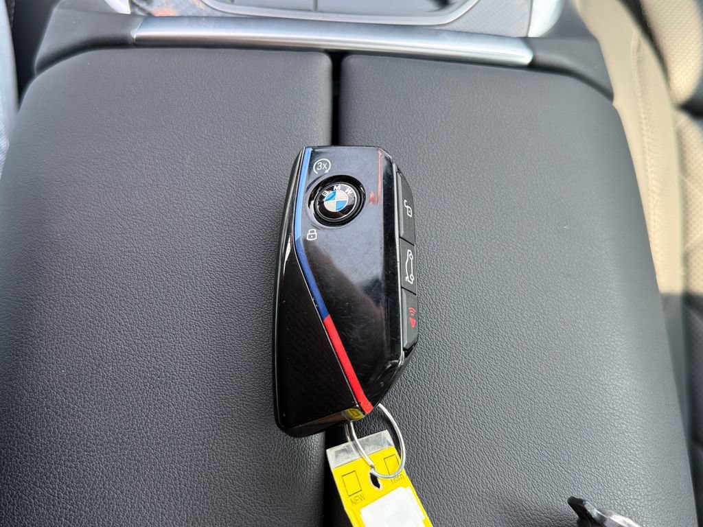 Used 2026 BMW X5 M60i AWD/4WD image 46
