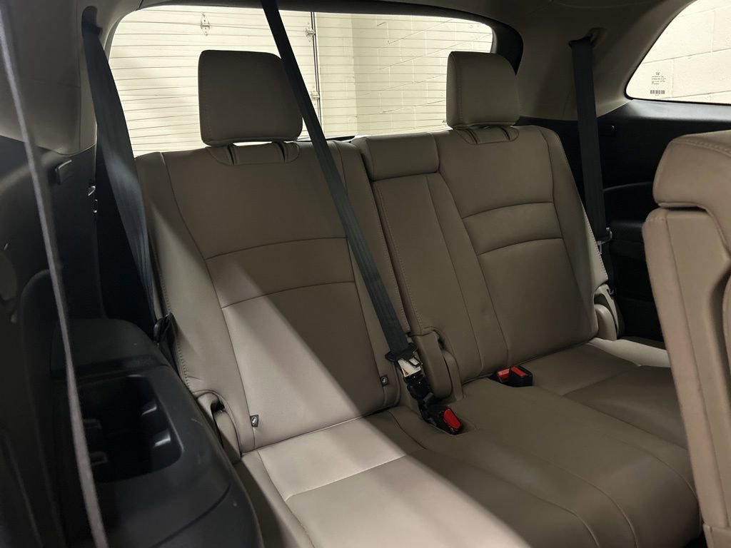 Used 2017 Honda Pilot EX-L image 10