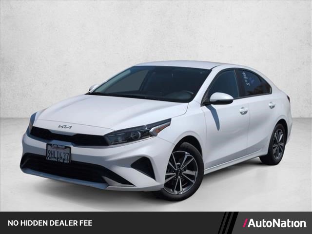 Used 2023 Kia Forte LXS w/ LXS Technology Package FWD image 1