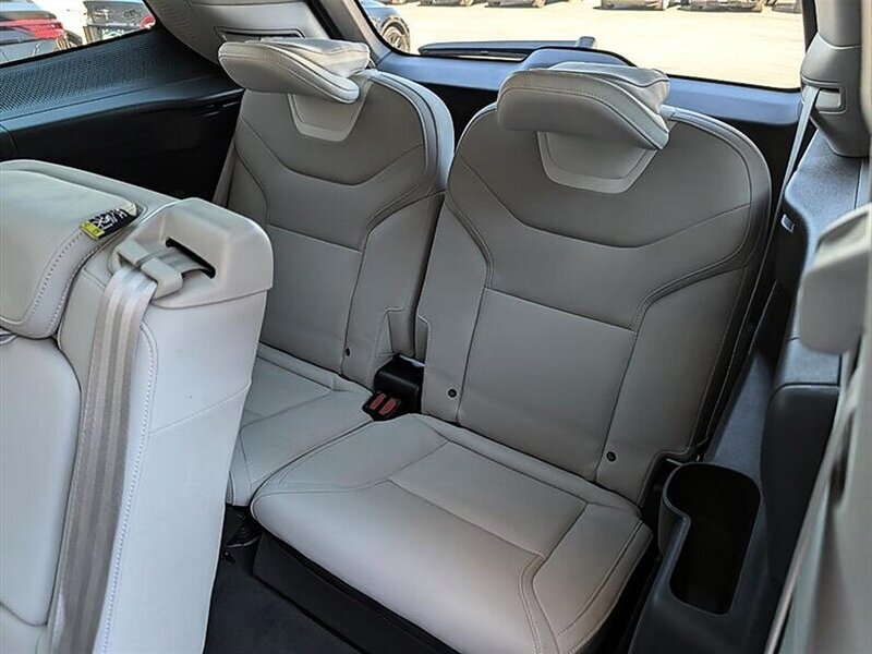 Used 2025 Volvo EX90 Ultra AWD/4WD image 27
