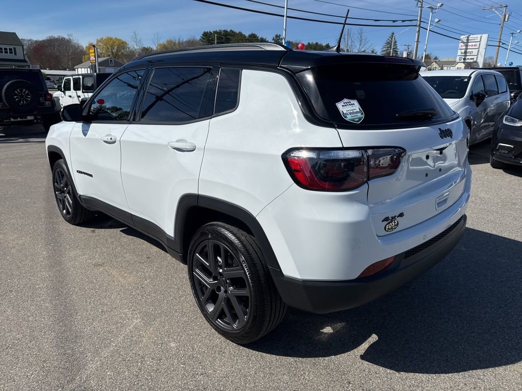 Used 2026 Jeep Compass Limited AWD/4WD image 3