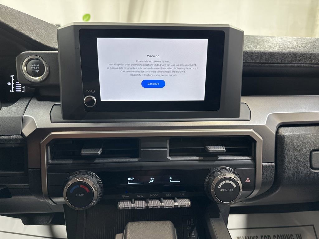 Used 2025 Toyota 4Runner SR5 image 31