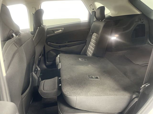 Used 2018 Ford Edge SEL w/ Ford Safe & Smart Package image 24