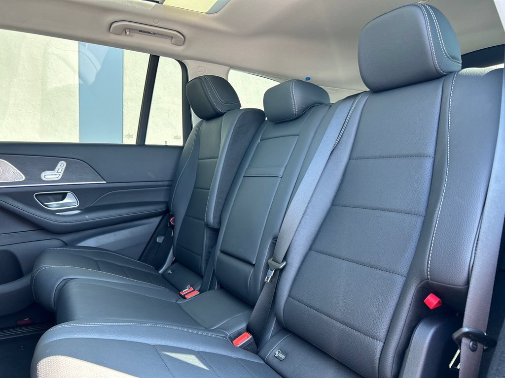 New 2026 Mercedes-Benz GLS 450 4MATIC image 26