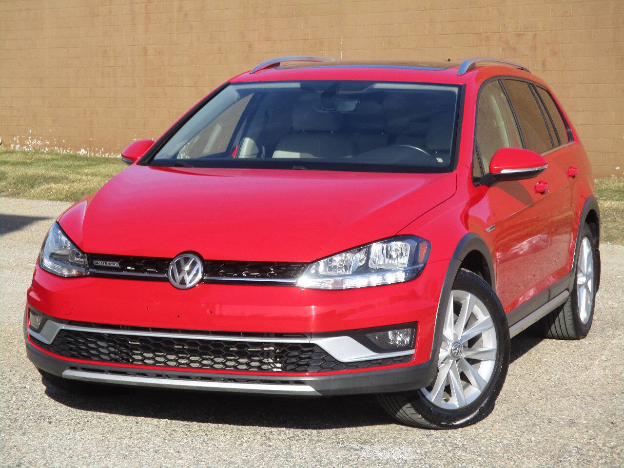 Used 2018 Volkswagen Golf Alltrack SE image 54