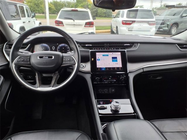 Used 2021 Jeep Grand Cherokee L Limited image 12