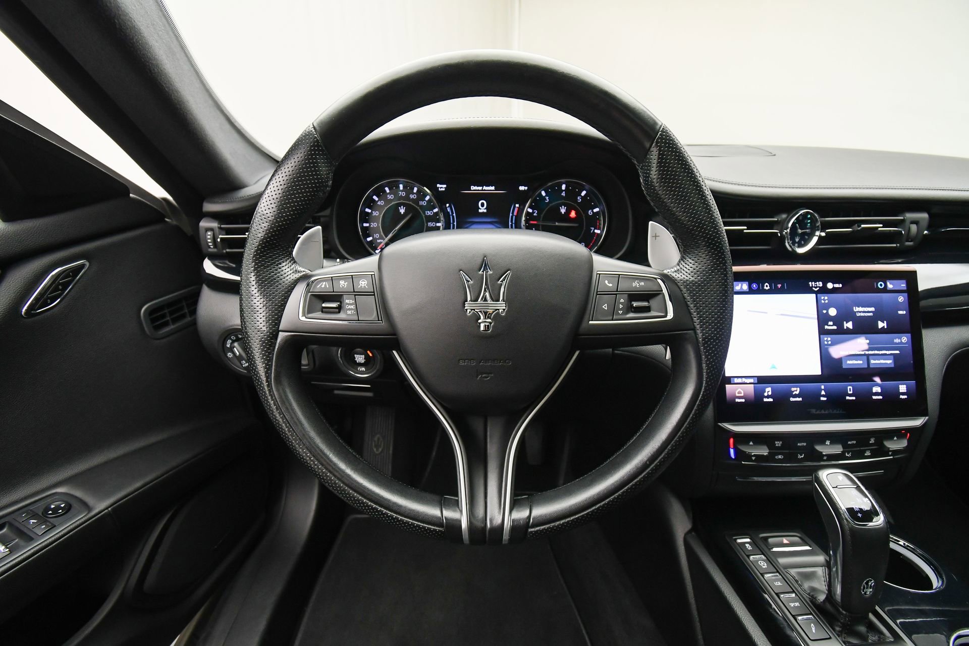 Used 2022 Maserati Quattroporte Modena Q4 image 13