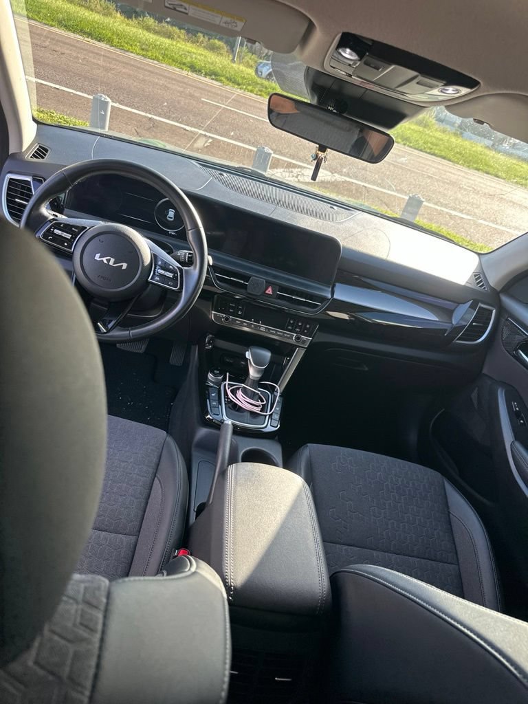 Used 2024 Kia Seltos S AWD/4WD image 8