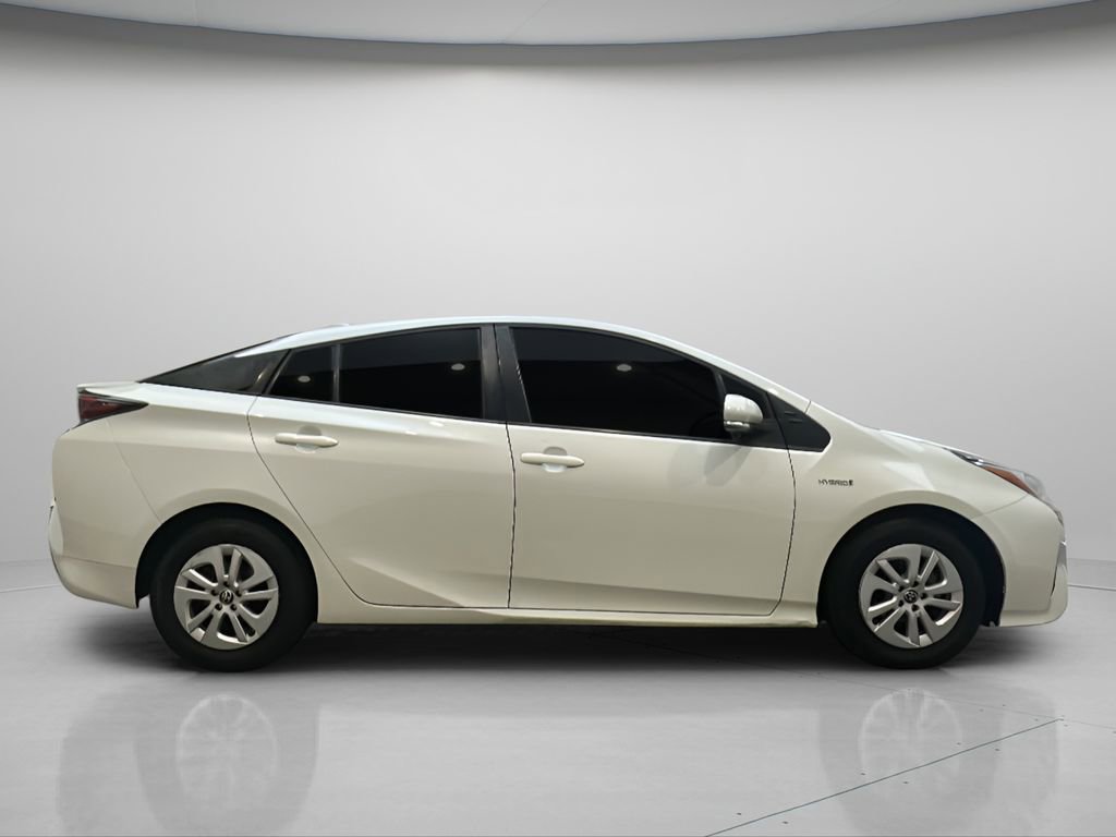 Used 2017 Toyota Prius Two w/ Carpet Mat Package image 3