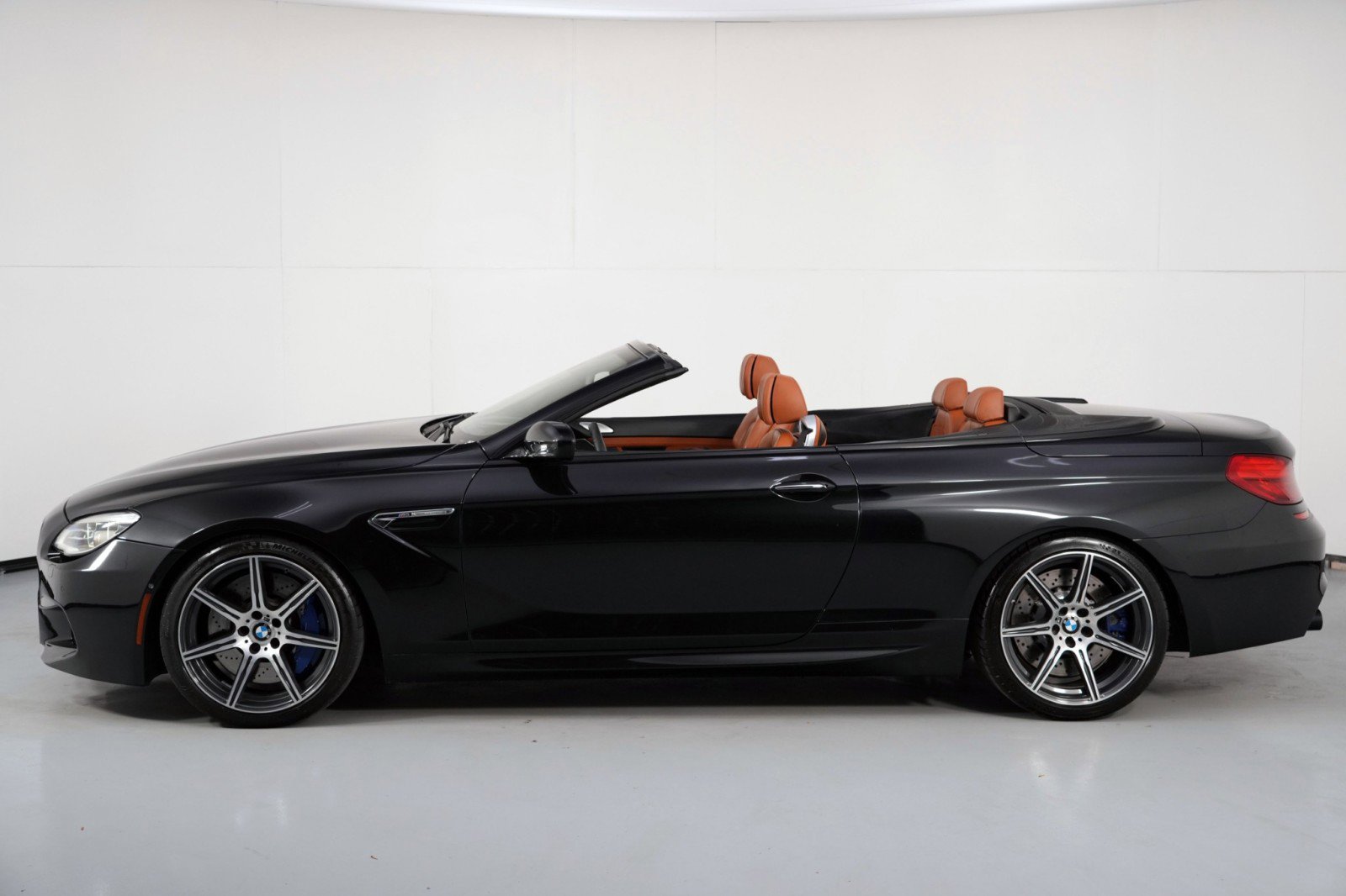 Used 2017 BMW M6 w/ Competition, Executive & Dr image 48