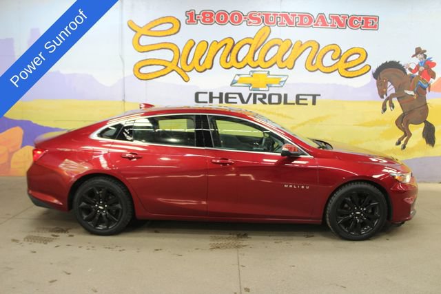 Used 2017 Chevrolet Malibu LT w/ True North Edition FWD image 1
