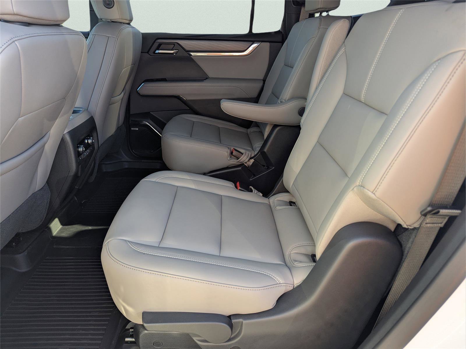 New 2026 GMC Acadia Elevation w/ Black Edition image 12