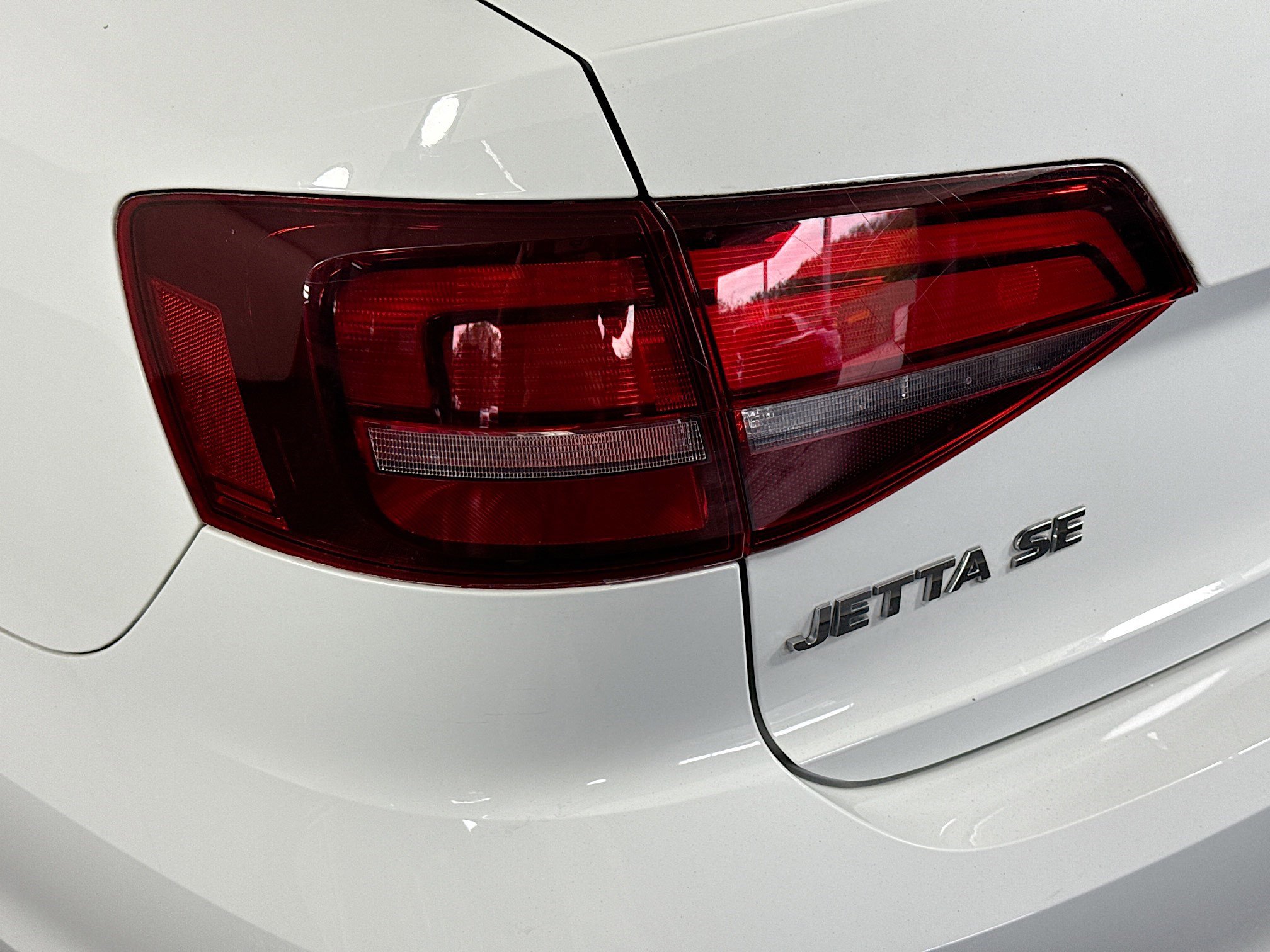 Used 2017 Volkswagen Jetta SE image 36