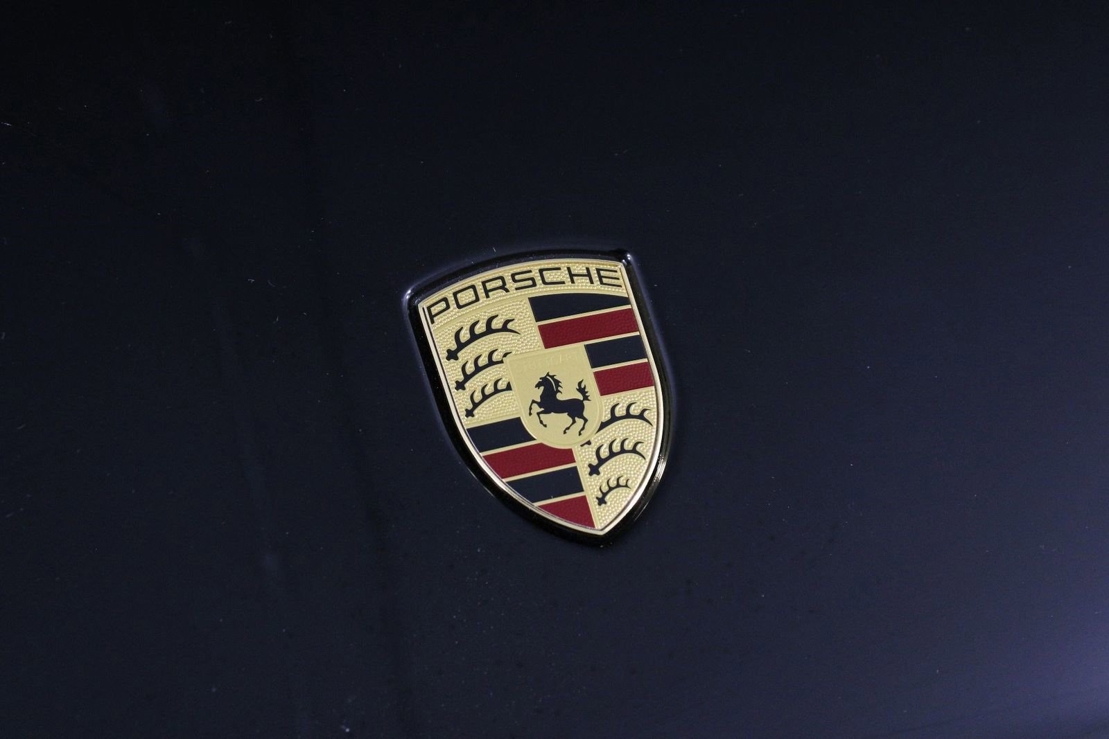 Certified 2025 Porsche Macan image 29