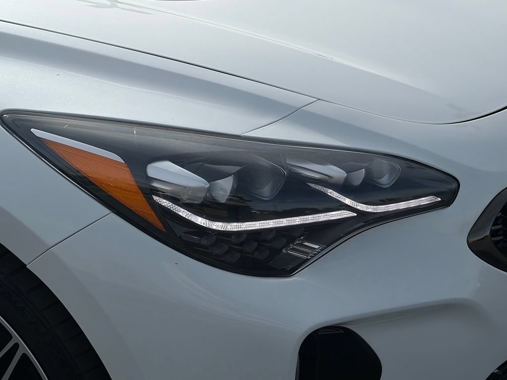 Used 2023 Kia Stinger GT2 AWD/4WD image 13