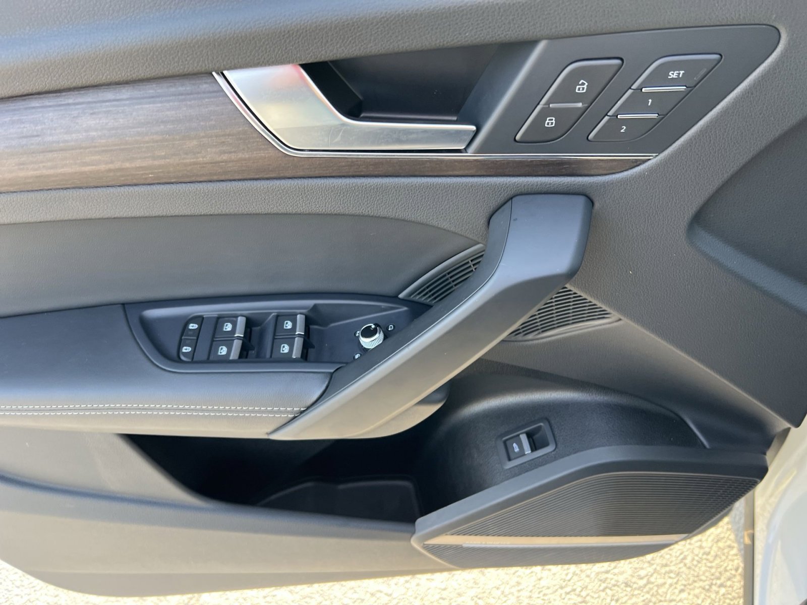 Used 2024 Audi Q5 2.0T Premium Plus image 15