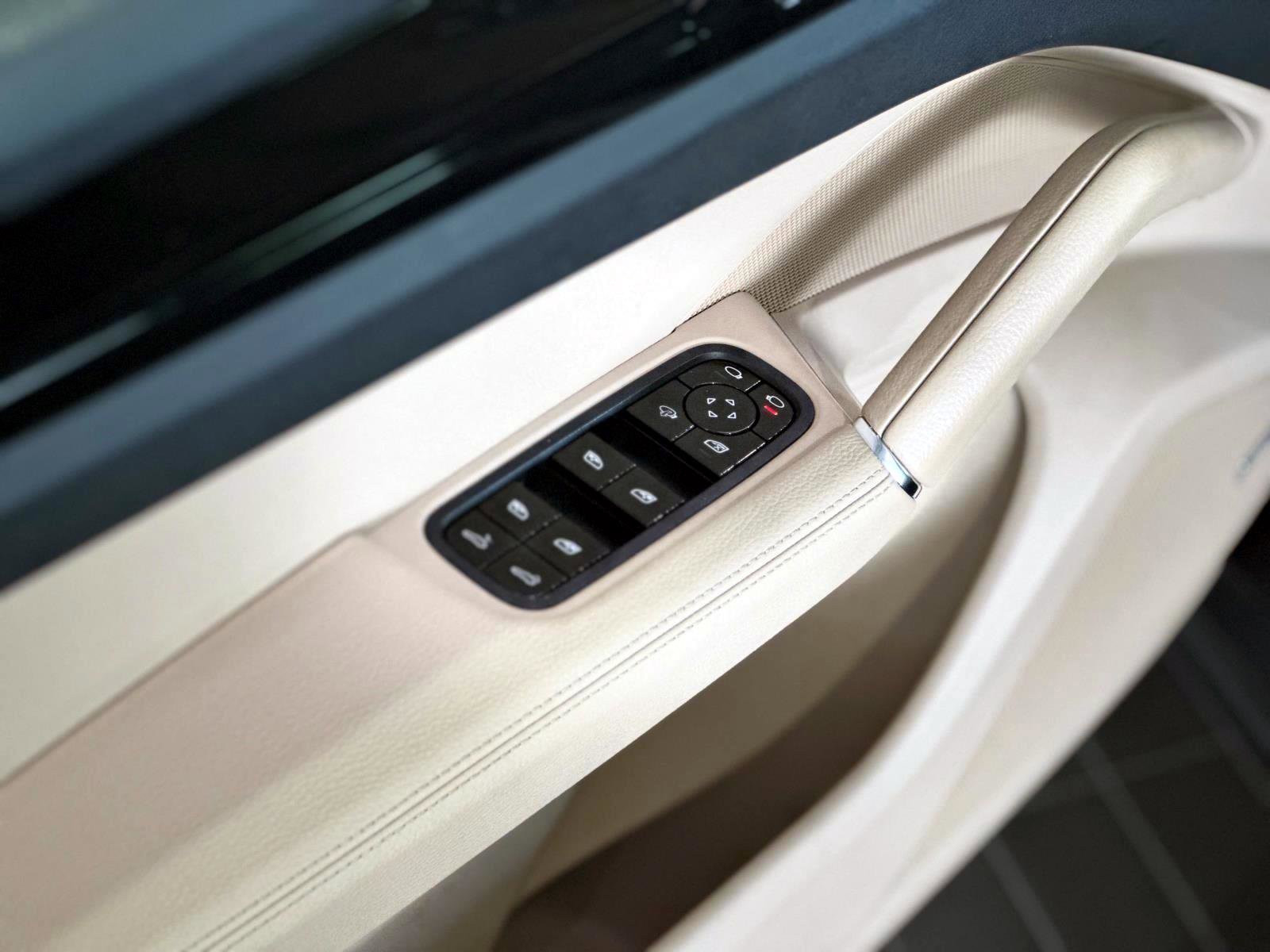 Certified 2020 Porsche Cayenne image 20
