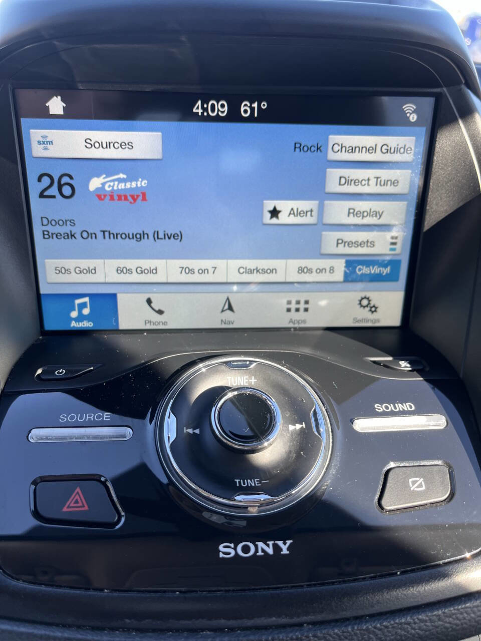 Used 2019 Ford Escape Titanium image 19