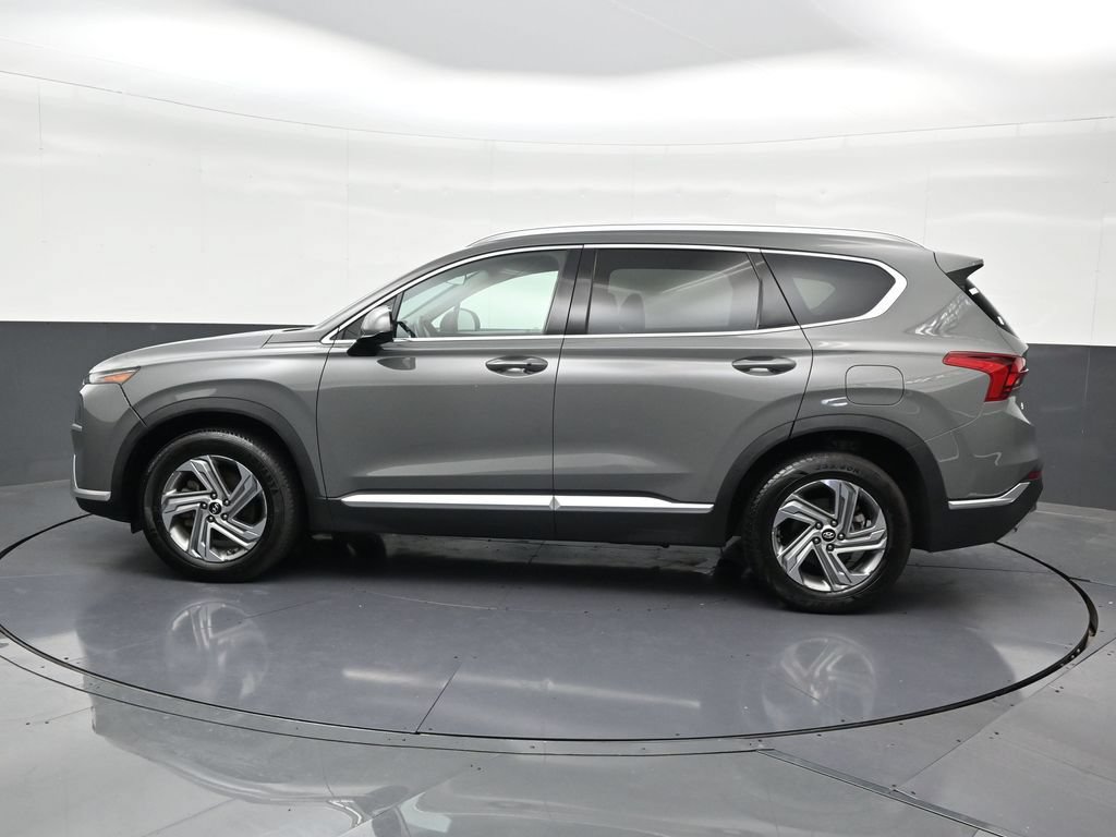 Used 2022 Hyundai Santa Fe SEL w/ Cargo Package FWD image 2
