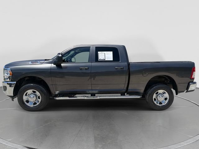 Used 2024 RAM 2500 Tradesman w/ Chrome Appearance Group AWD/4WD image 4