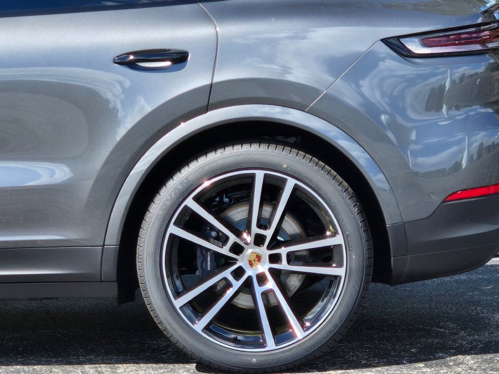 New 2026 Porsche Cayenne Coupe image 14