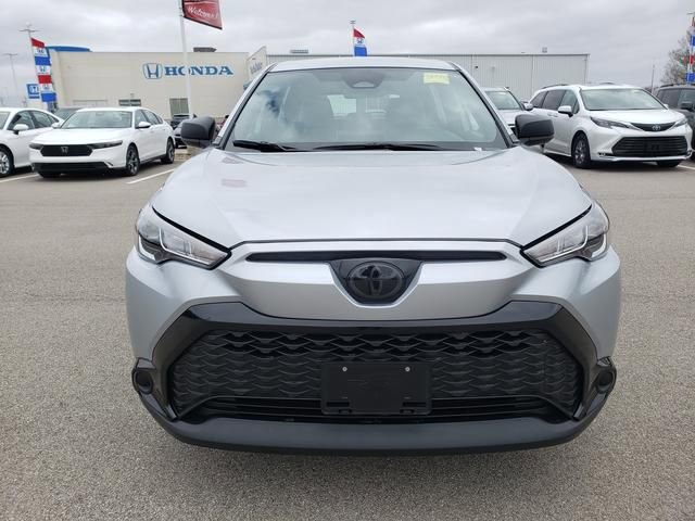 Used 2025 Toyota Corolla Cross AWD Hybrid video 2