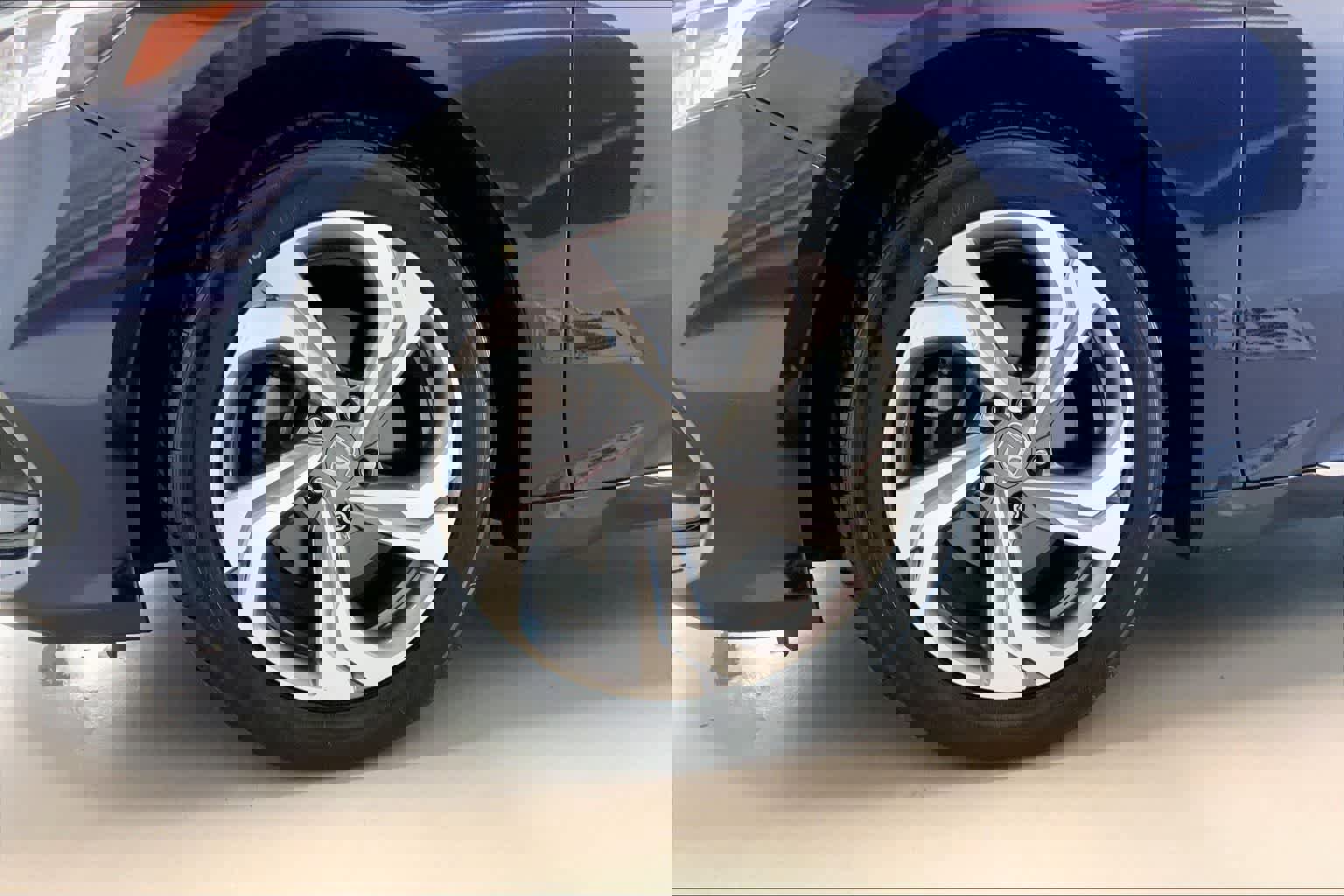 Used 2018 Honda Accord EX image 8