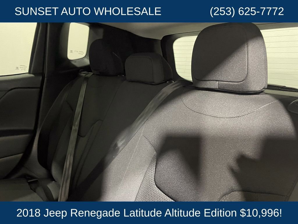 Used 2018 Jeep Renegade Altitude image 32