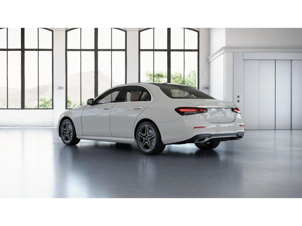 Used 2023 Mercedes-Benz E 350 4MATIC Sedan image 30