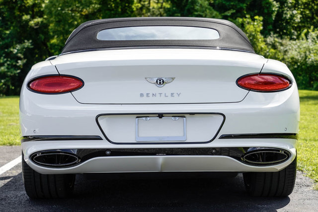 Used 2024 Bentley Continental GT Speed AWD/4WD image 18
