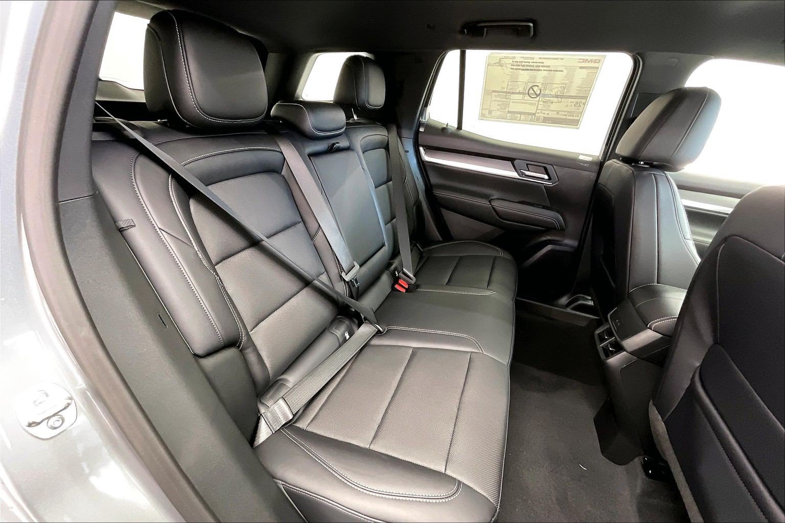 New 2027 GMC Terrain Elevation w/ Elevation Premium Package AWD/4WD image 10