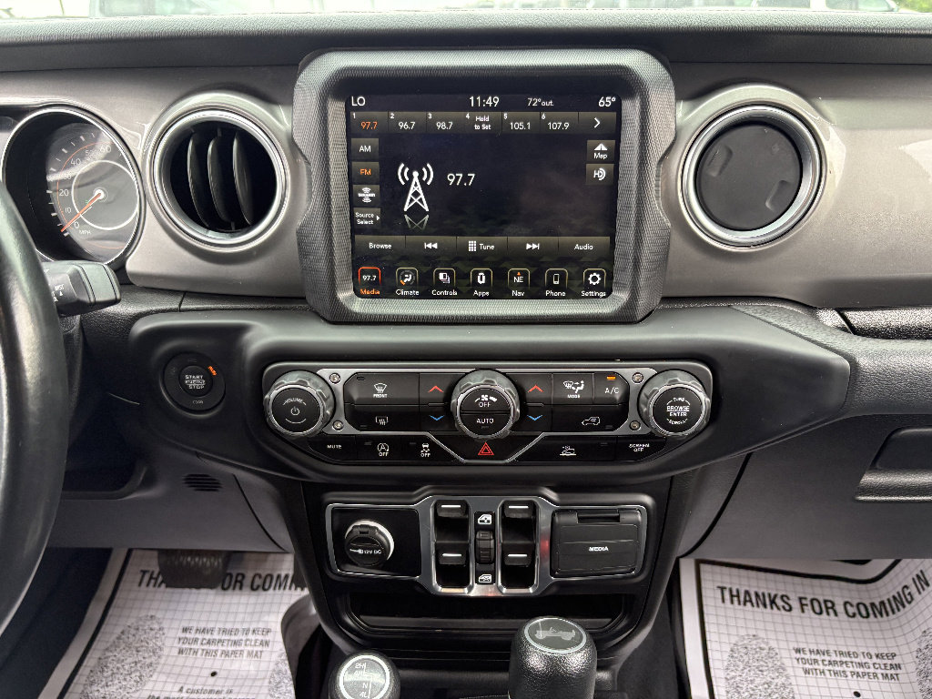 Used 2021 Jeep Wrangler Unlimited Sahara AWD/4WD image 26