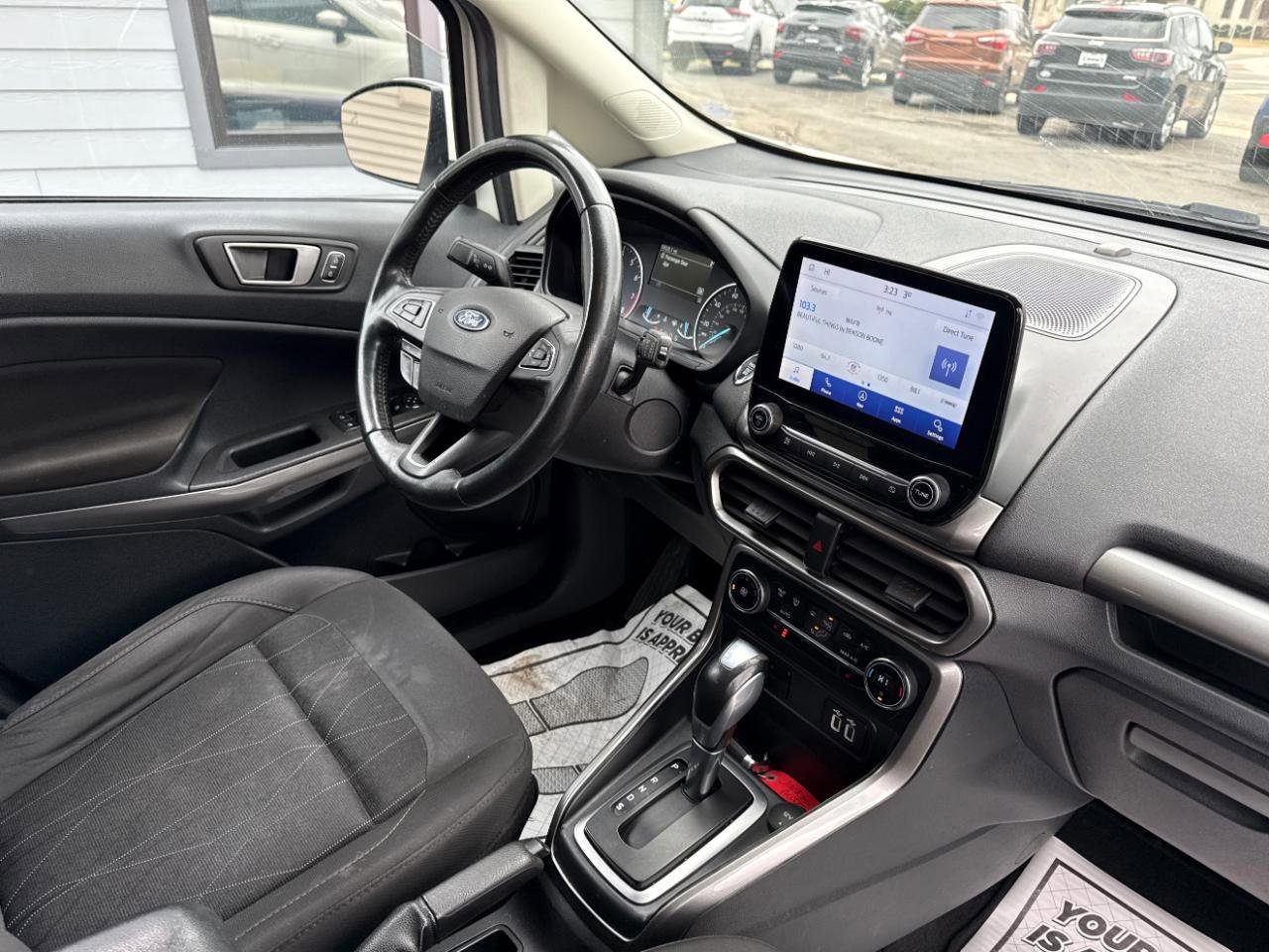 Used 2020 Ford EcoSport SE w/ SE Convenience Package image 9